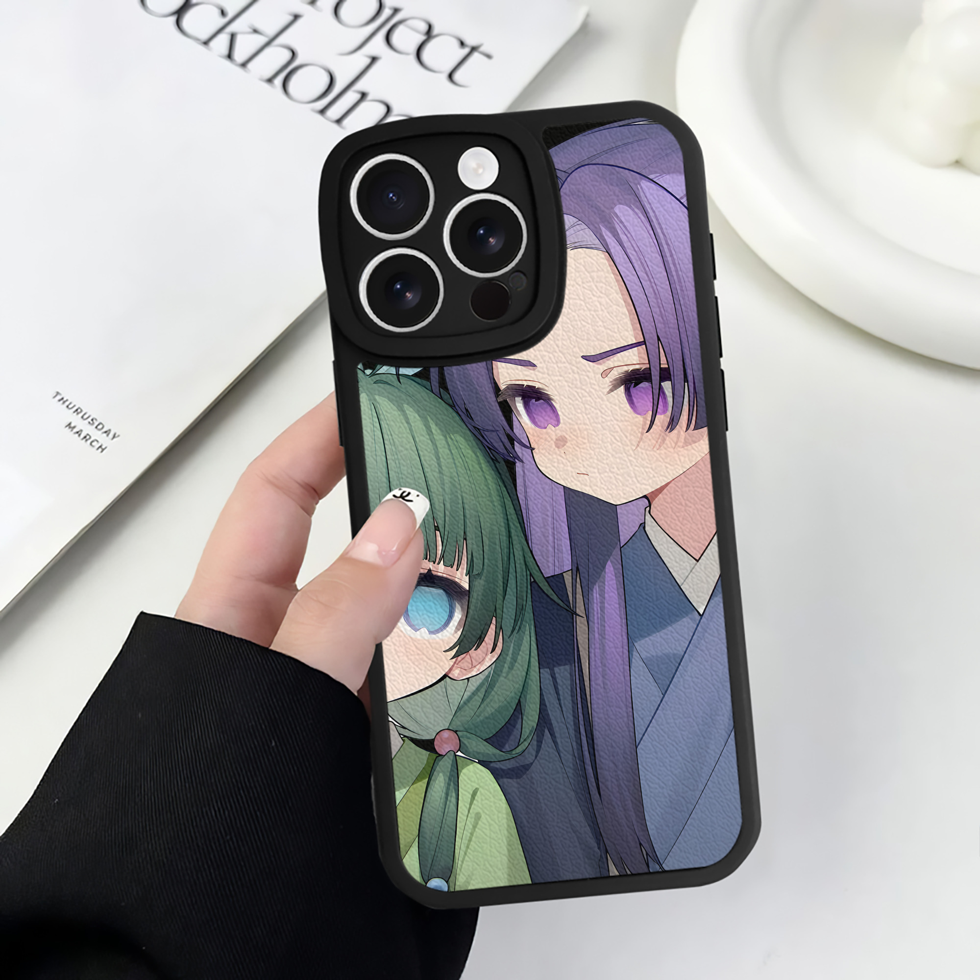 （画像用） 薬屋のひとりごと The Apothecary Diaries 【iPhone 16シリーズ対応】シリコンスマホケース（レザー調） 材質：シリコン